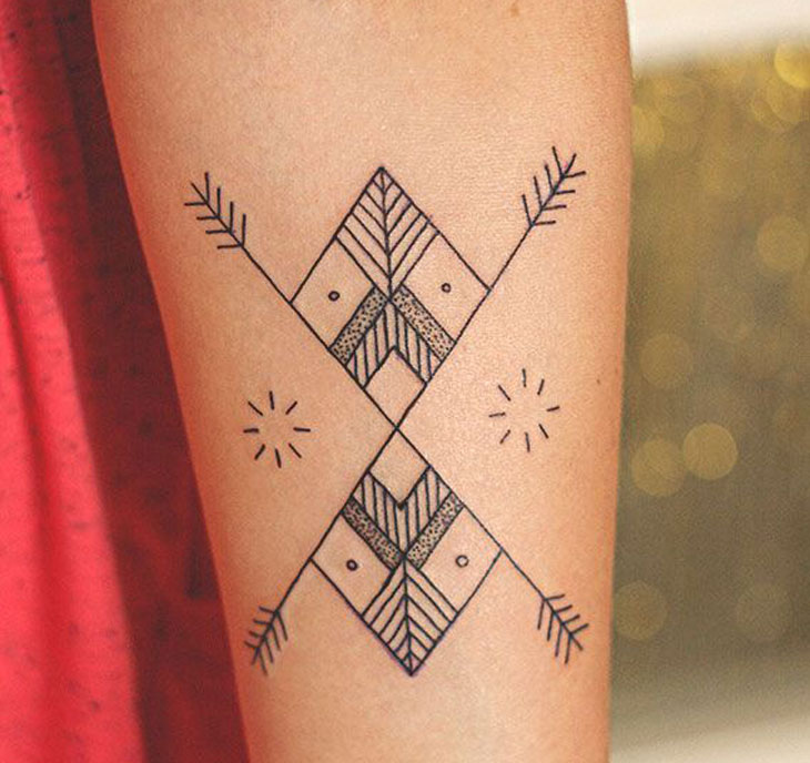 Featured image of post Desenhos De Tatuagens Pequenas Femininas Ao inv s de apenas uma dan arina voc pode optar em tatuar v rias