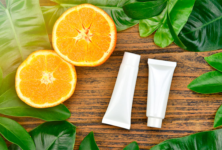 Vitamina C para pele: para que serve e dicas de produtos